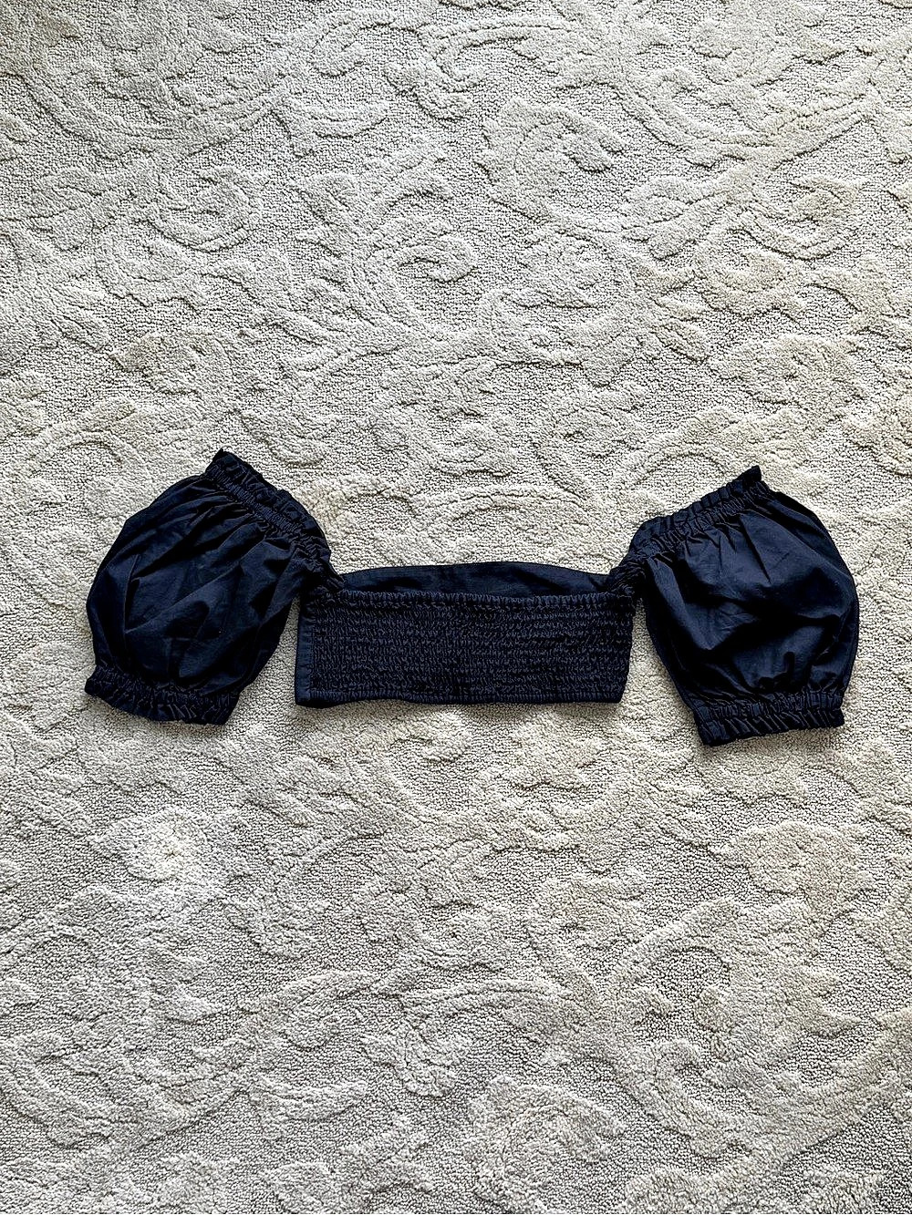 Black Puff Sleeve Crop Top Like New
